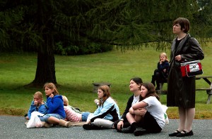 students-looking-at-beech-t